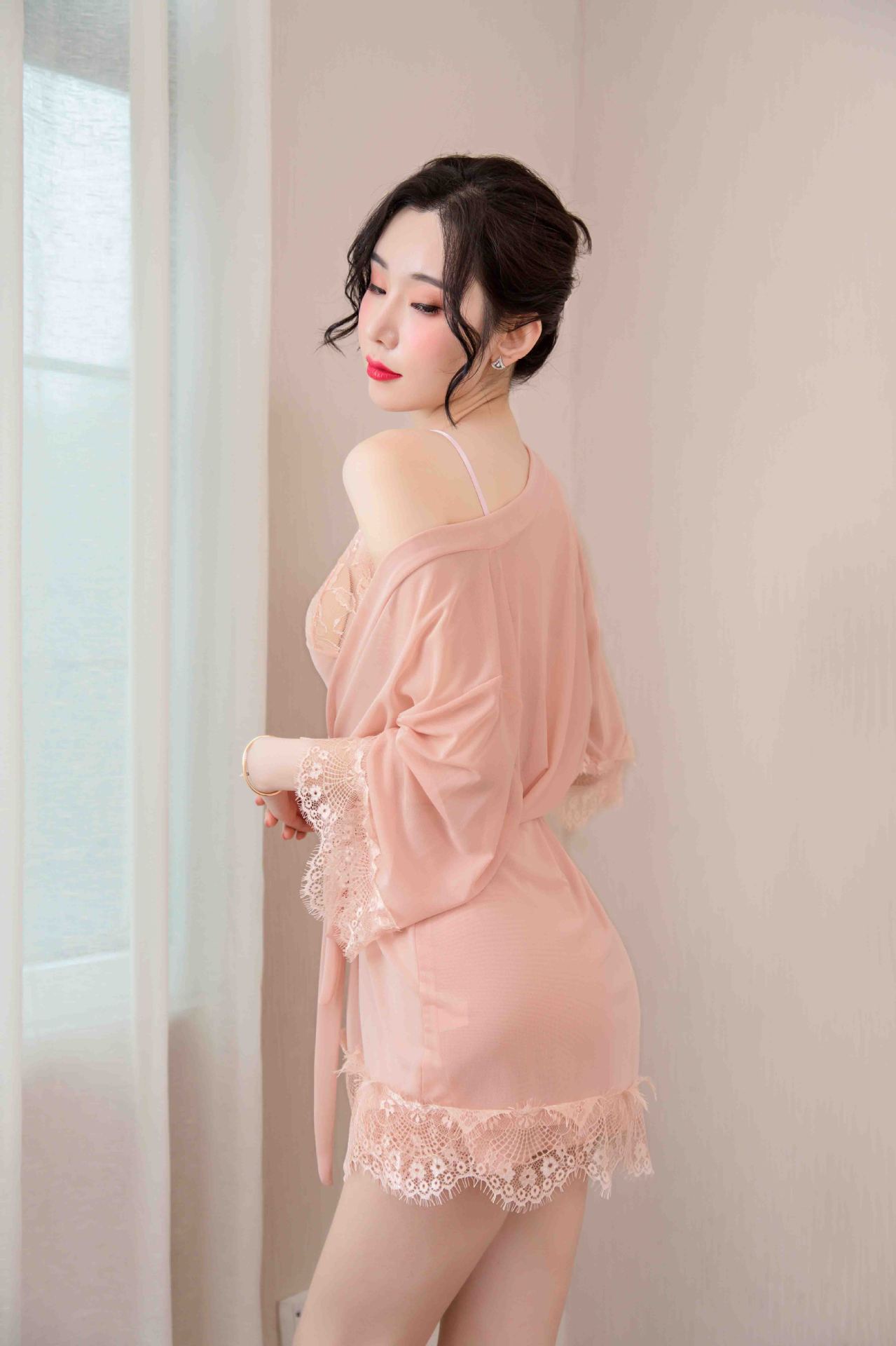 中国美女性感情趣内衣写真_情趣内衣质量怎么样_情趣内衣的效果怎么样