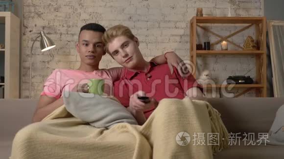 男男性恋免费视频网站_恋足屋-免费恋足网站_国外恋足免费视频网站