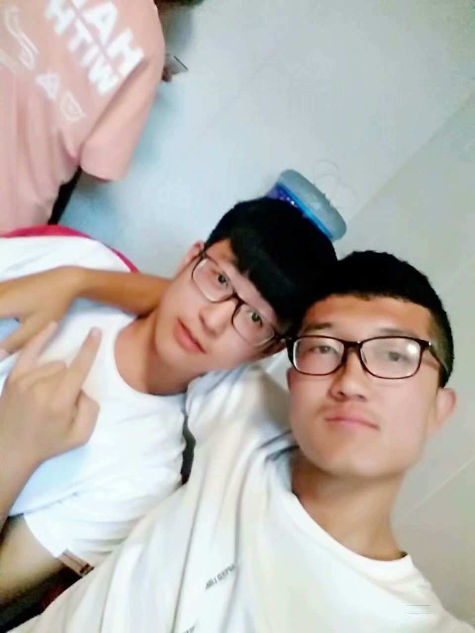 隔壁同学_隔壁同学_隔壁同学