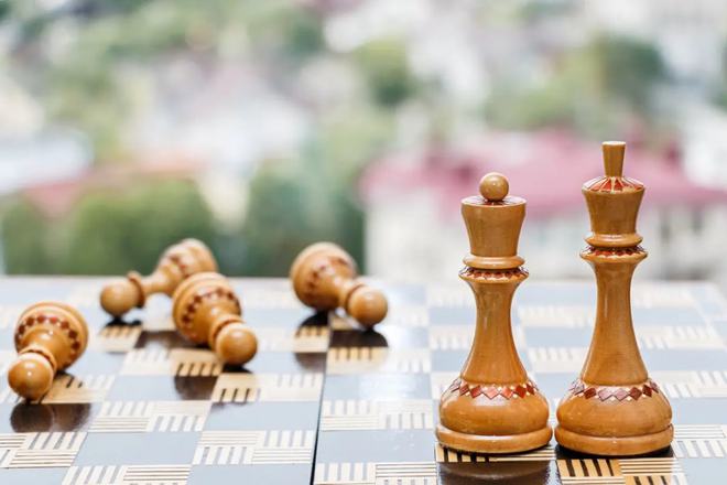 智慧对决，人生棋局