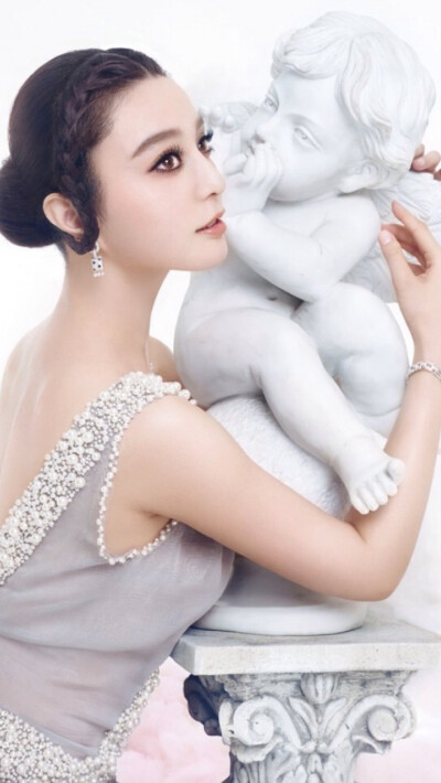 美女明星拼图_拼图美女明星图片大全_美女明星拼图网