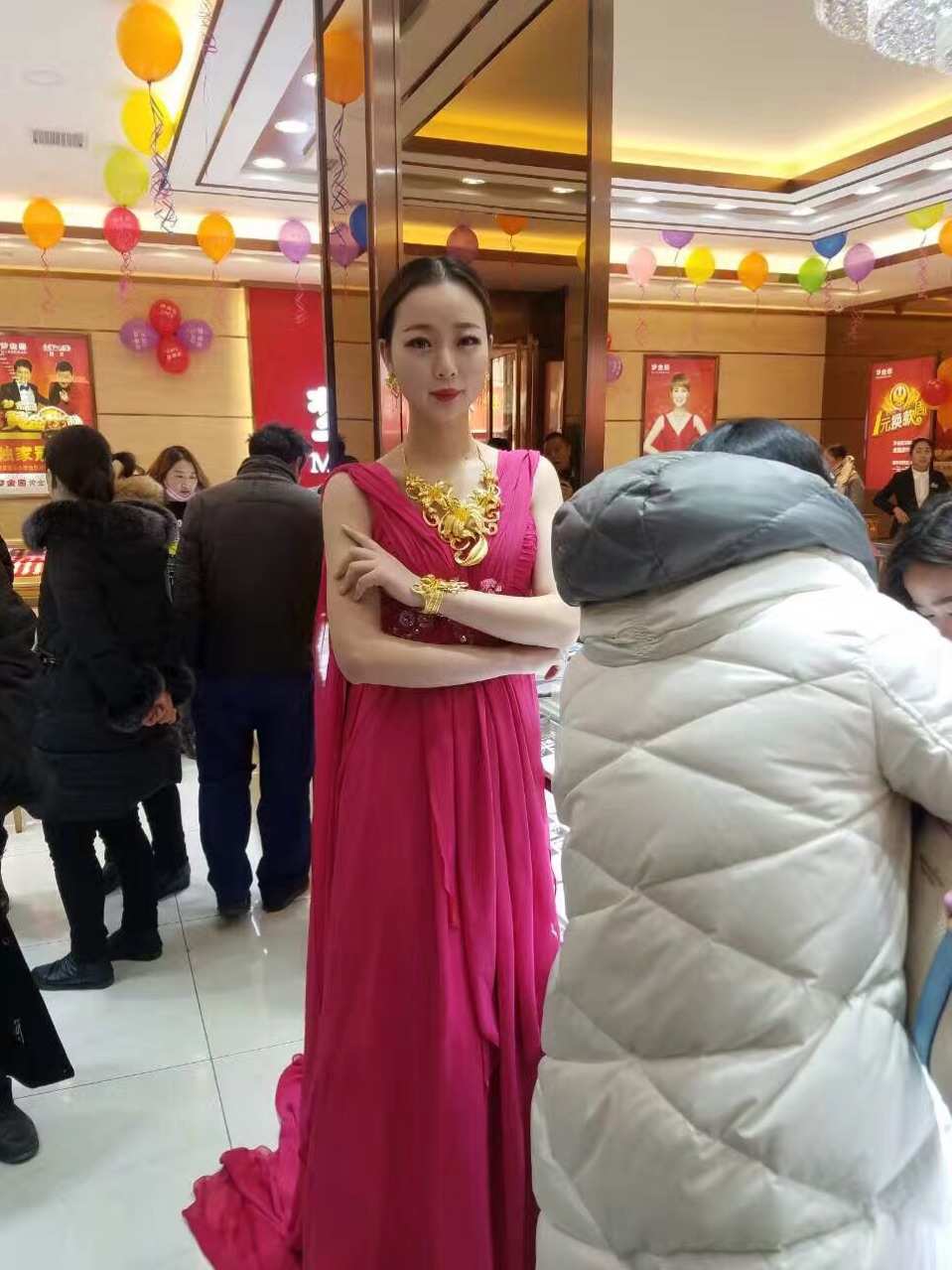 推荐游戏手机版偷东西被抓_抓偷东西的人叫什么_抓住偷东西的怎么处理