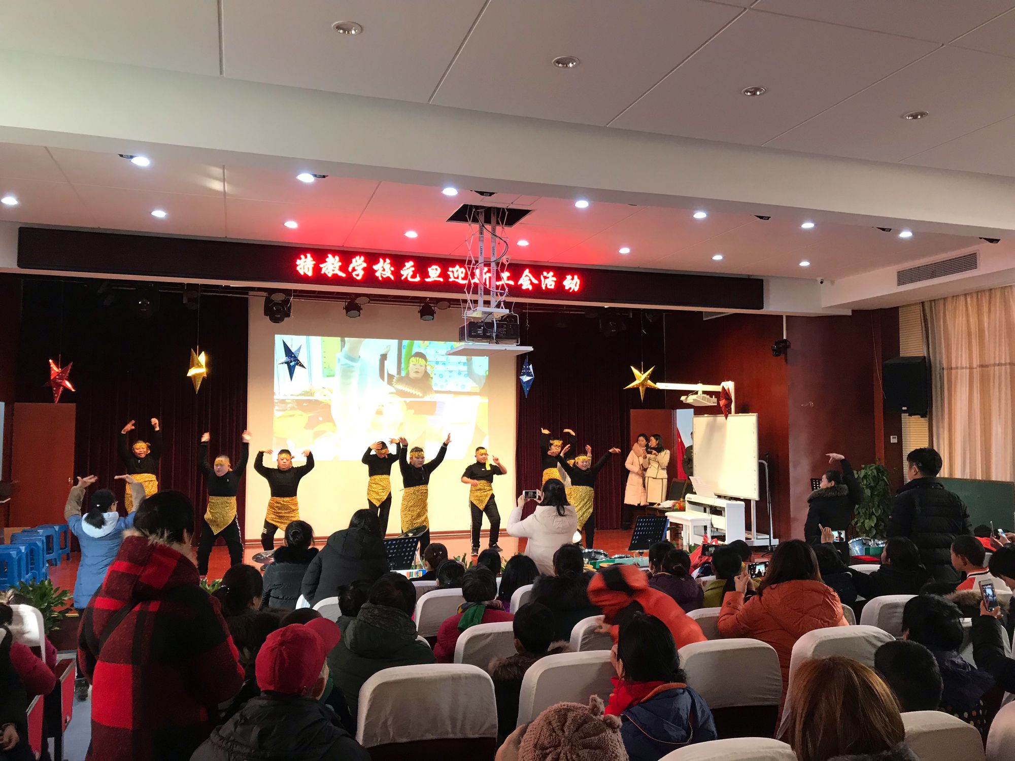 2024年是不是闰月年_2012年11月_月年2023年