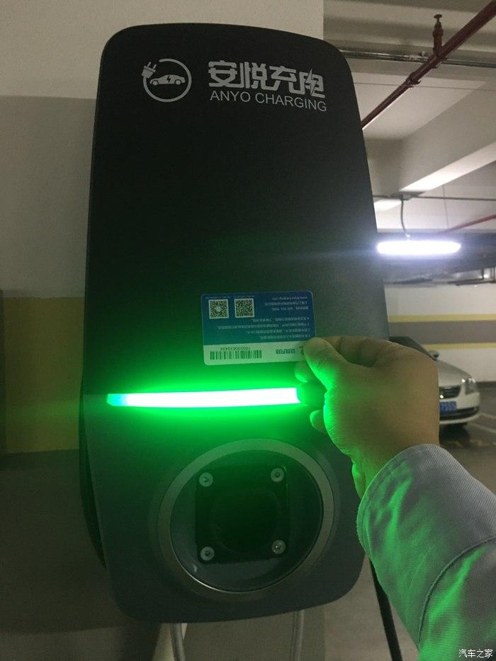 呼吸灯亮但是屏幕不亮_呼吸灯手机_游戏手机呼吸灯不亮了