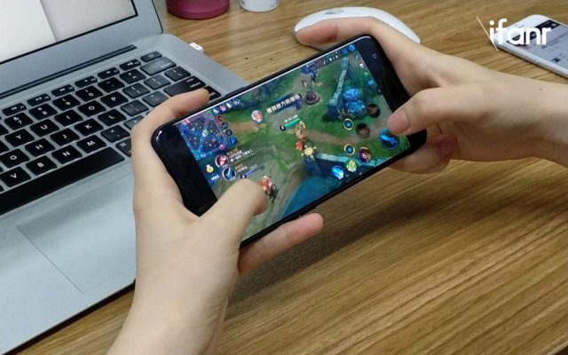 游戏手机和普通手机优势-游戏手机VS普通手机：谁才是你的最佳