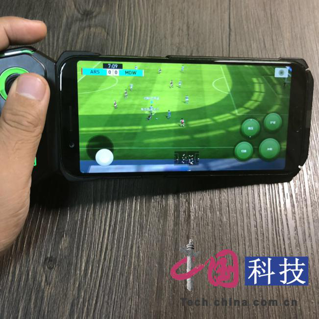 配件玩手机游戏的软件_手机玩游戏配件用品_玩手机游戏配件