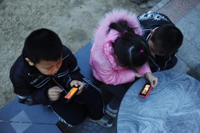 无聊的手机游戏_无聊手机游戏网站_无聊手机游戏怎么玩