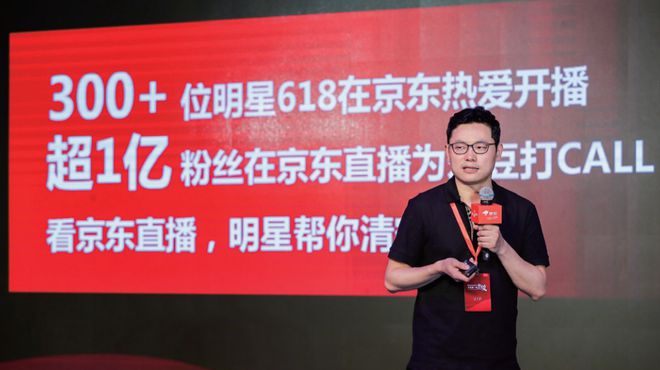 手机直播游戏需要几台手机-手机直播游戏必备：一台？两台？还是