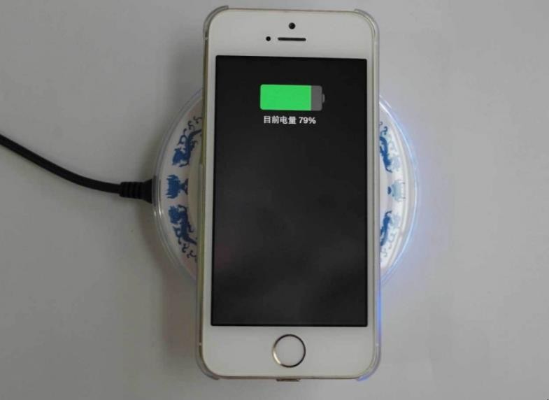 苹果手机玩游戏发烫会爆炸吗_为什么苹果手机玩游戏发烫_苹果手机打游戏发热会爆炸吗