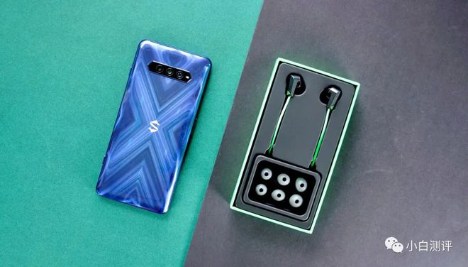 小米黑鲨4pro_小米黑鲨4pro游戏手机_小米游戏手机黑鲨1