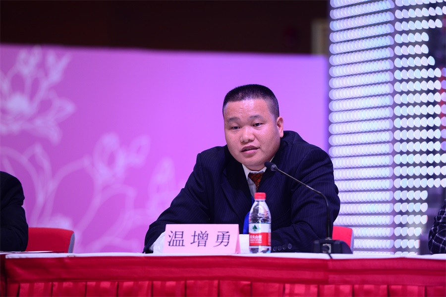 西瓜视频直播手机游戏下载_手机yy怎么游戏直播_手机yy游戏直播怎么弄