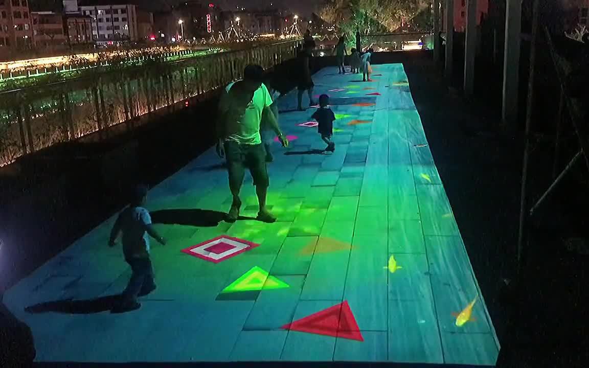 投影游戏手机版_投影手机游戏测评_投影仪游戏推荐