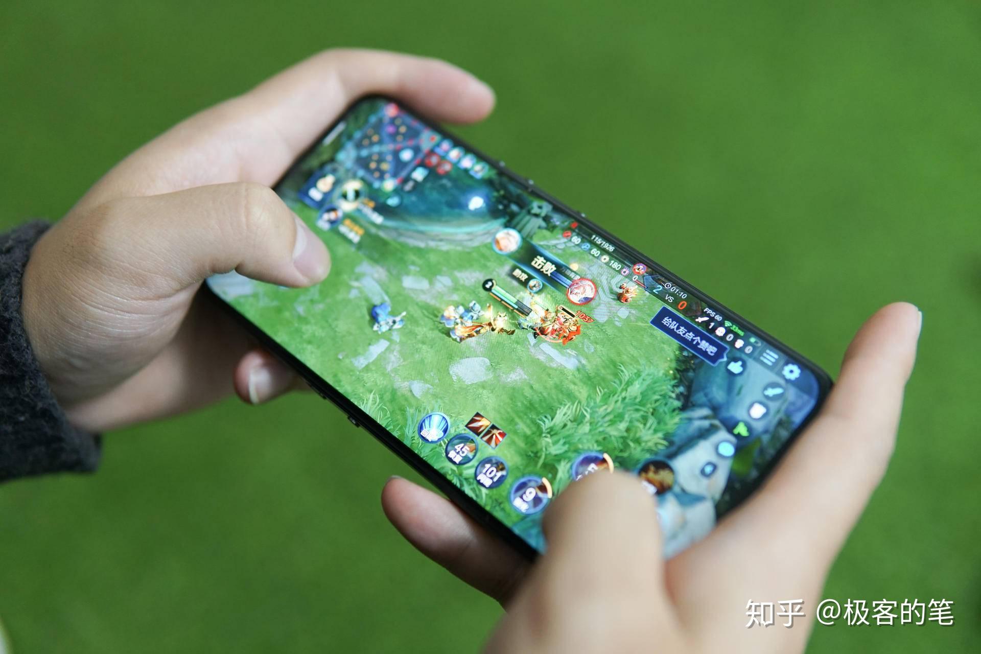知乎玩游戏的手机_知乎什么手机游戏赚钱_用普通手机玩游戏好吗知乎