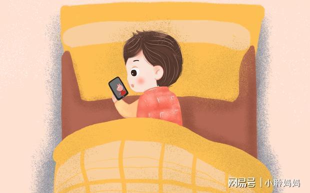 玩手机中风的孩子_小孩子玩手机游戏中风_15岁男孩玩手机中风