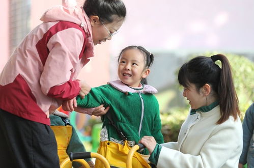 幼儿园老师教数学 